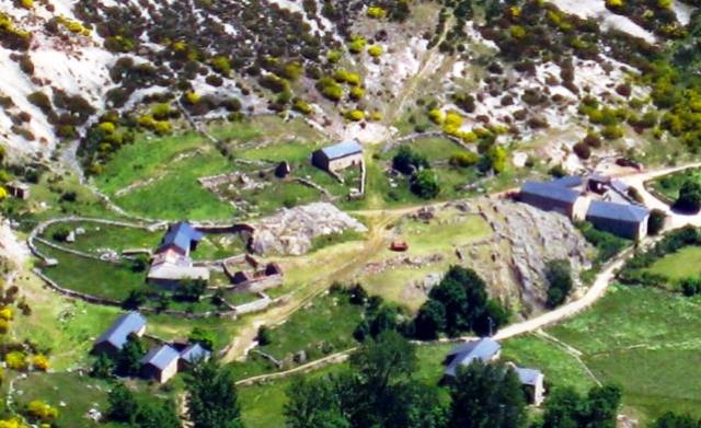 66339-casas-de--de-torre-de-babiadesde-montigueiro (1)