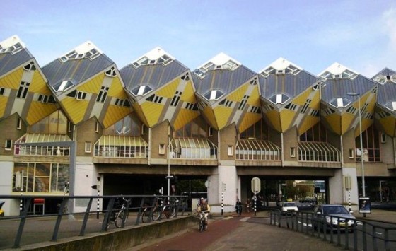 Las curiosas casas con forma de cubos de Rotterdam 02