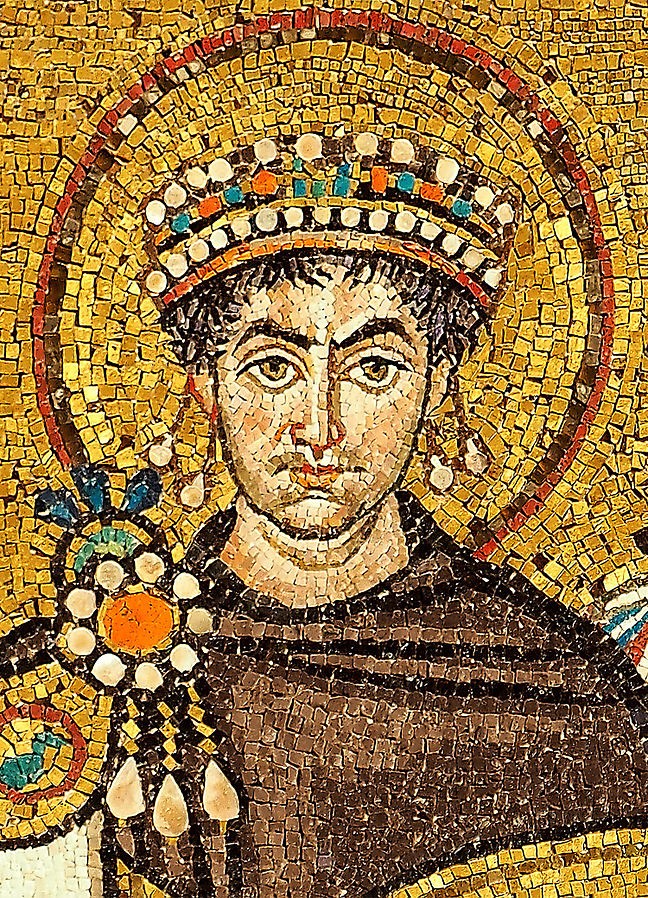 Mosaic_of_Justinianus_I_-_Basilica_San_Vitale_(Ravenna)